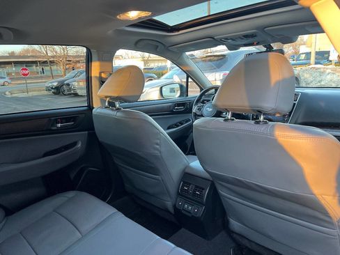 Used 2019 Subaru Outback 2.5i Limited image 27