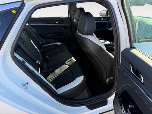 New 2026 Kia K5 GT-Line image 18