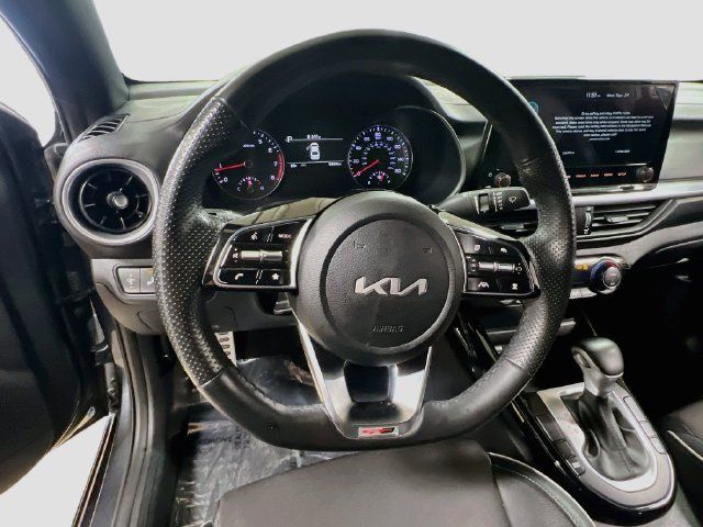 Certified 2023 Kia Forte GT-Line w/ GT-Line Technology Package FWD image 11