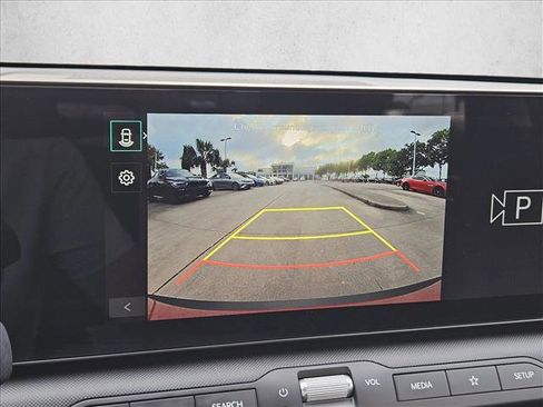 Used 2025 Kia K4 LXS image 13