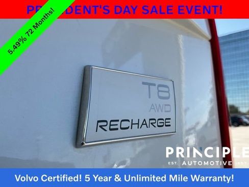 Certified 2024 Volvo XC90 T8 Plus image 29