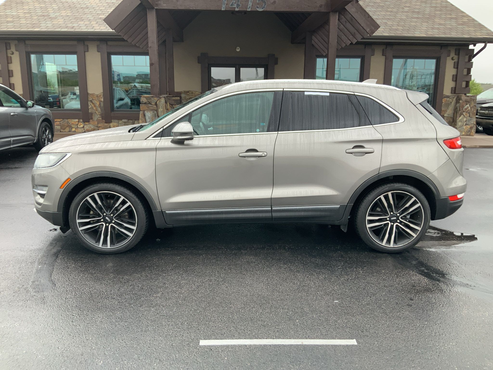 Used 2017 Lincoln MKC Reserve AWD/4WD image 1