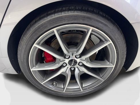 Used 2025 Genesis G70 2.5T image 79