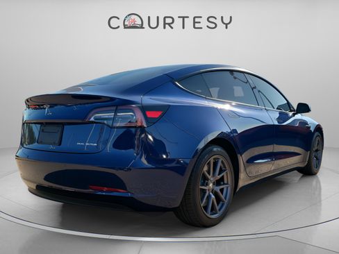 Used 2021 Tesla Model 3 Long Range image 3