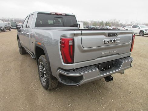 New 2026 GMC Sierra 2500 Denali Ultimate image 9