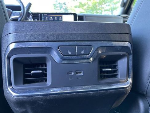 Used 2025 Chevrolet Silverado 2500 LTZ w/ LTZ Premium Package AWD/4WD image 7
