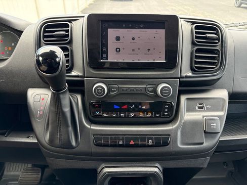 Used 2025 RAM ProMaster 2500 w/ U-Haul Equipment Group FWD image 6