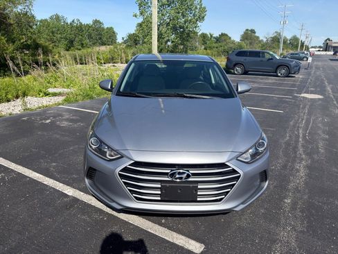 Used 2017 Hyundai Elantra SE FWD image 10