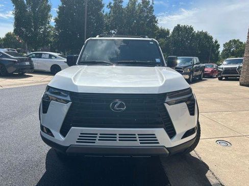 Certified 2025 Lexus GX 550 w/ Accessory Package (CT) AWD/4WD image 2