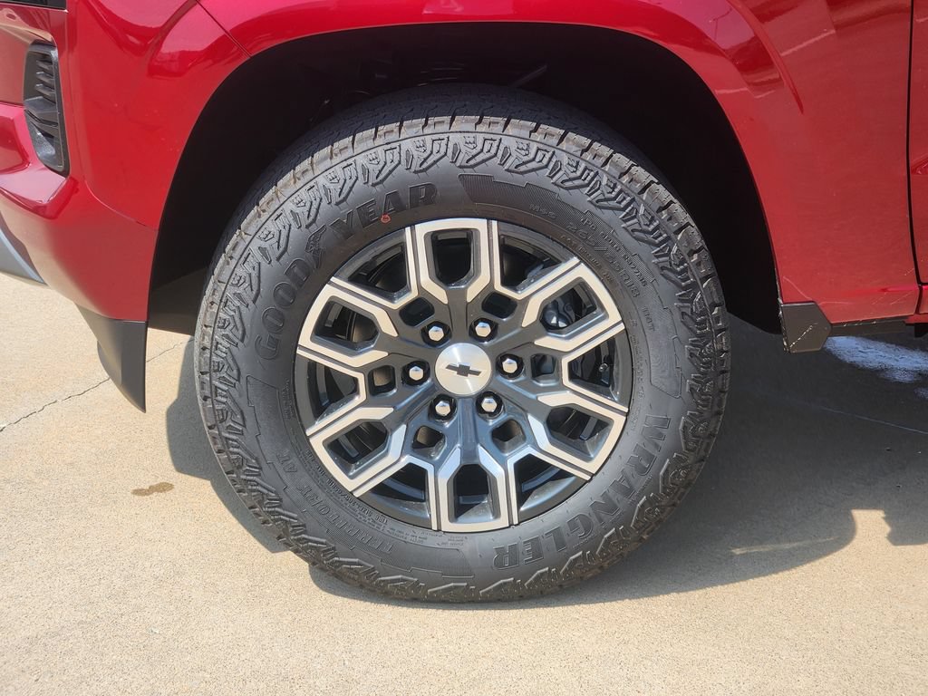 New 2026 Chevrolet Colorado Z71 w/ Technology Package AWD/4WD image 8