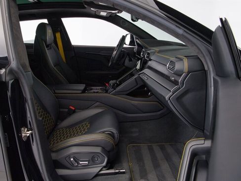 Used 2024 Lamborghini Urus S image 27