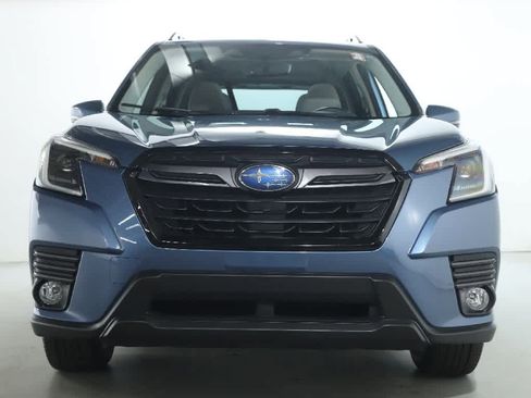 Used 2023 Subaru Forester Limited image 5
