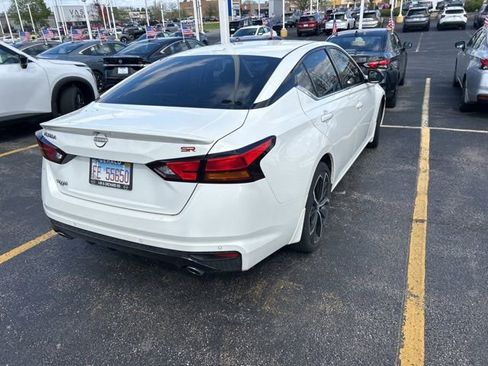 Used 2024 Nissan Altima 2.5 SR w/ SR Premium Package image 5