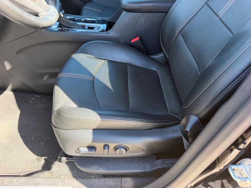 Used 2023 Chevrolet Equinox Premier FWD image 20