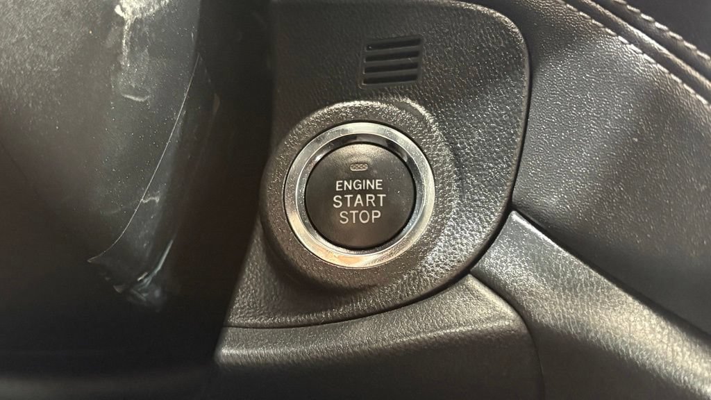 Used 2023 Subaru Outback Premium AWD/4WD image 46