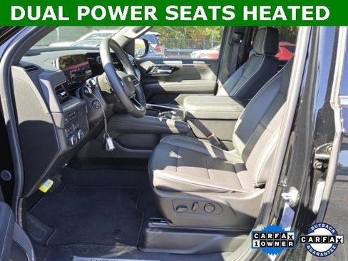 Certified 2025 Chevrolet Suburban Premier image 1