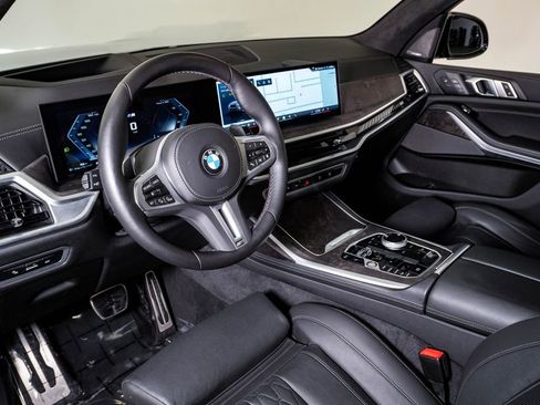 Used 2024 BMW X7 M60i w/ Executive Package AWD/4WD image 19