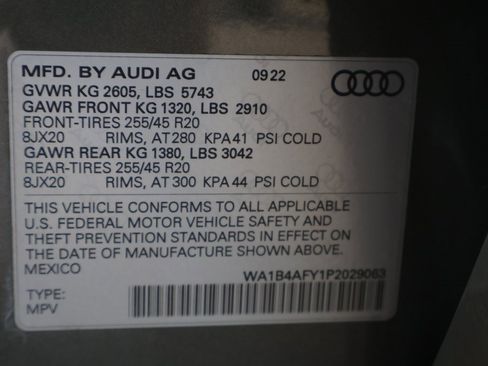 Used 2023 Audi SQ5 Premium Plus w/ Premium Plus Package image 30