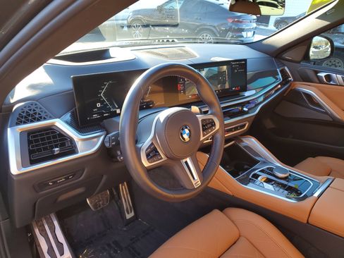 Certified 2024 BMW X6 M60i w/ Dynamic Handling Package image 10