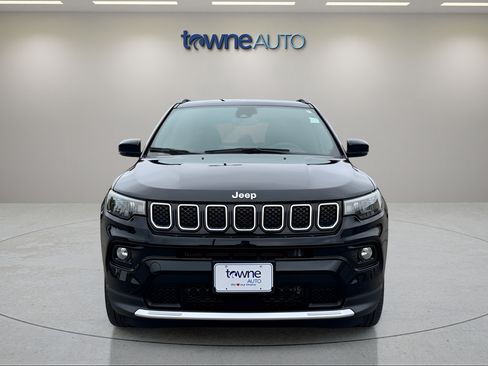 Used 2023 Jeep Compass Limited AWD/4WD image 8