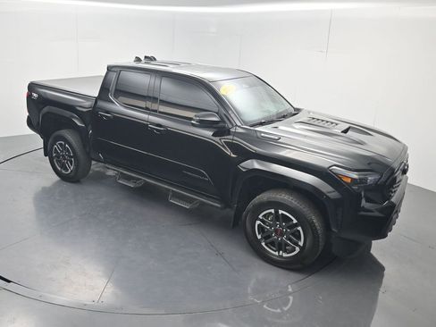 Used 2025 Toyota Tacoma TRD Sport w/ TRD Sport Upgrade Package AWD/4WD image 61
