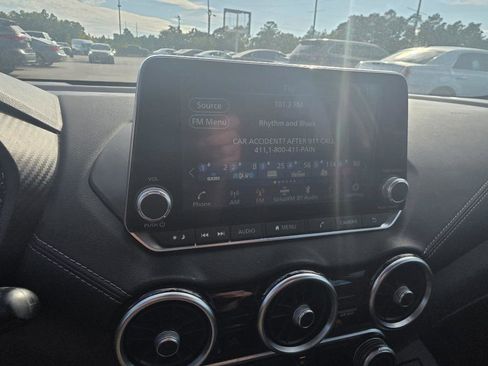 Used 2022 Nissan Sentra SV image 16