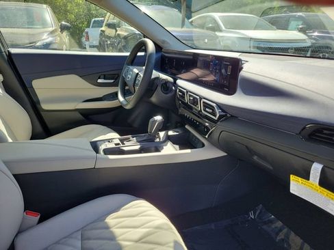 New 2026 Nissan Sentra SL w/ Floor Mat Package FWD image 30