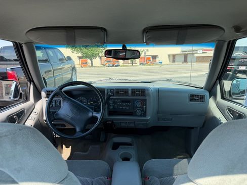 Used 1995 GMC Sonoma SLS AWD/4WD image 10
