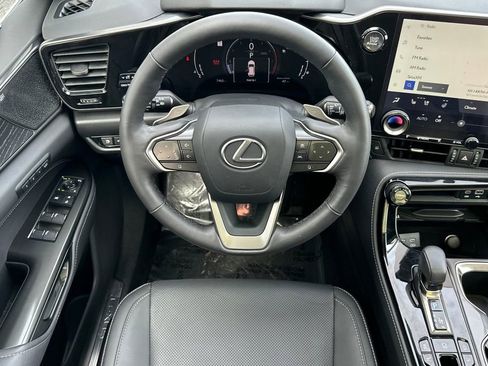 Used 2025 Lexus NX 350 AWD w/ Luxury Package image 14