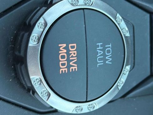 Certified 2025 Toyota 4Runner SR5 image 18