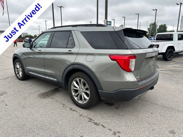 Used 2020 Ford Explorer XLT w/ Equipment Group 202A RWD image 5