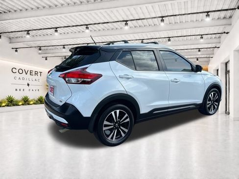 Used 2019 Nissan Kicks SR w/ Exterior Package FWD image 10
