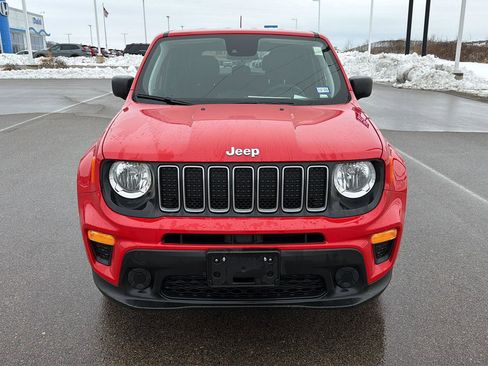 Used 2023 Jeep Renegade Latitude image 6