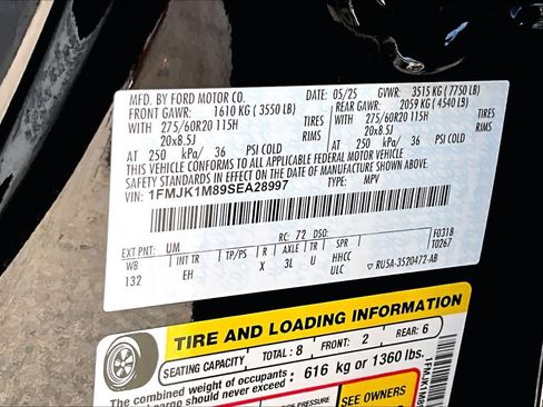 Used 2025 Ford Expedition Max Platinum image 34