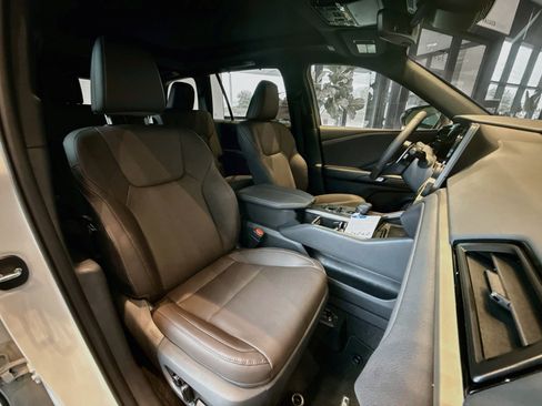 New 2026 Lexus TX 350 AWD w/ Technology Package image 19