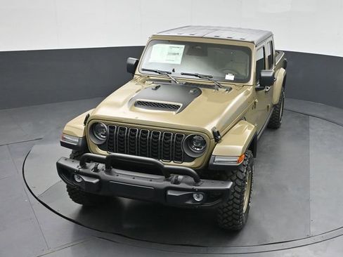 New 2026 Jeep Gladiator Willys AWD/4WD image 36
