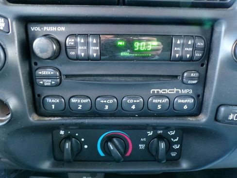 Used 2003 Ford Ranger XLT image 18