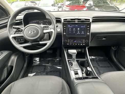 Used 2024 Hyundai Tucson SEL FWD image 17