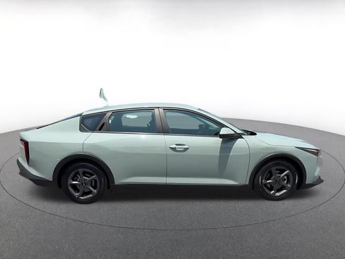 Used 2025 Kia K4 FWD image 16