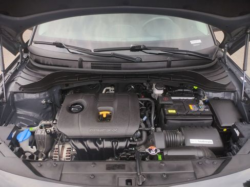 Used 2023 Kia Soul LX w/ LX Technology Package FWD image 22