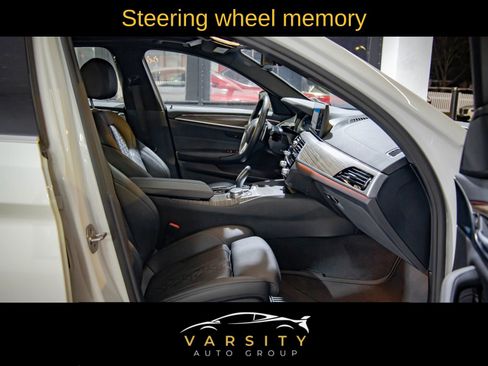 Used 2022 BMW 530i xDrive 530i xDrive w/ Convenience Package image 18