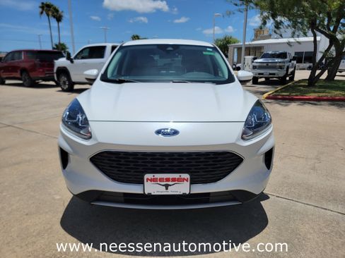 Used 2021 Ford Escape SE w/ Convenience Package image 2