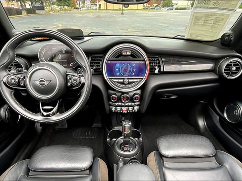 Used 2021 MINI Cooper S w/ Driver Assistance Package image 15