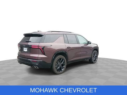 Used 2026 Chevrolet Traverse RS AWD/4WD image 8