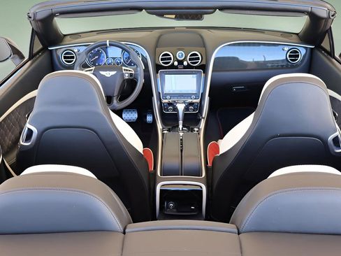 Used 2018 Bentley Continental GT Supersports image 18
