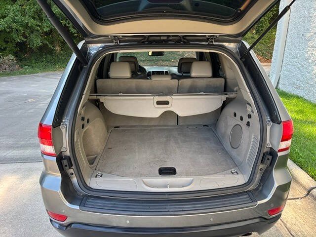 Used 2013 Jeep Grand Cherokee Laredo AWD/4WD image 7