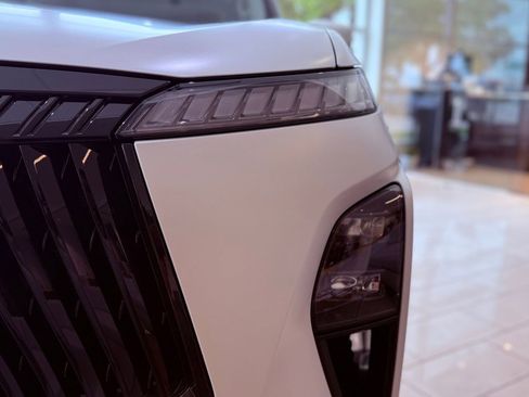 New 2026 INFINITI QX80 Luxe w/ Cargo Package image 4