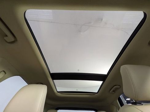 Used 2023 Ford Edge SEL w/ Convenience Package image 6