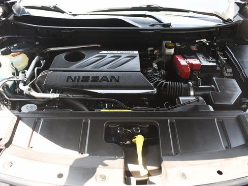Used 2025 Nissan Rogue SV AWD/4WD image 29