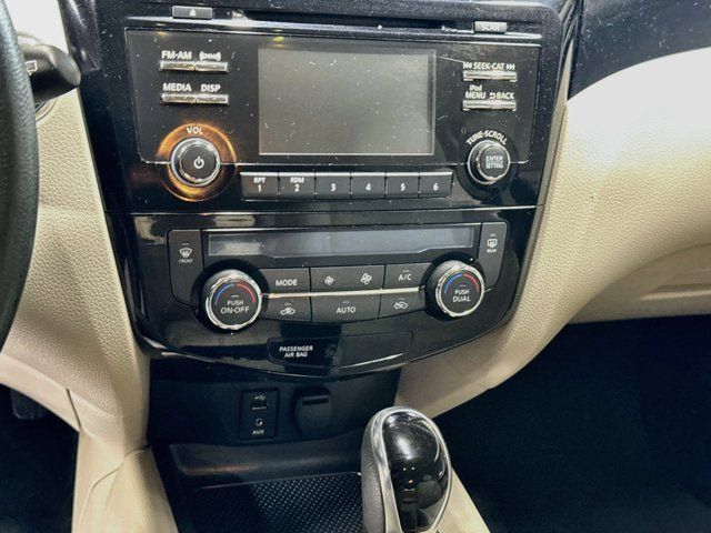 Used 2018 Nissan Rogue Sport SV AWD/4WD image 11